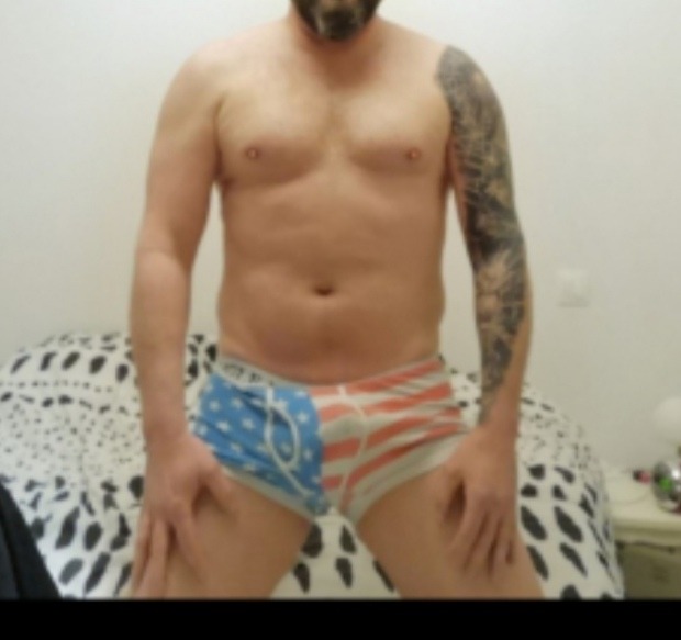Profil de Fulgence, 37 ans, Cruising gay à Sainte-Thérèse-de-la-Gatineau (Québec)