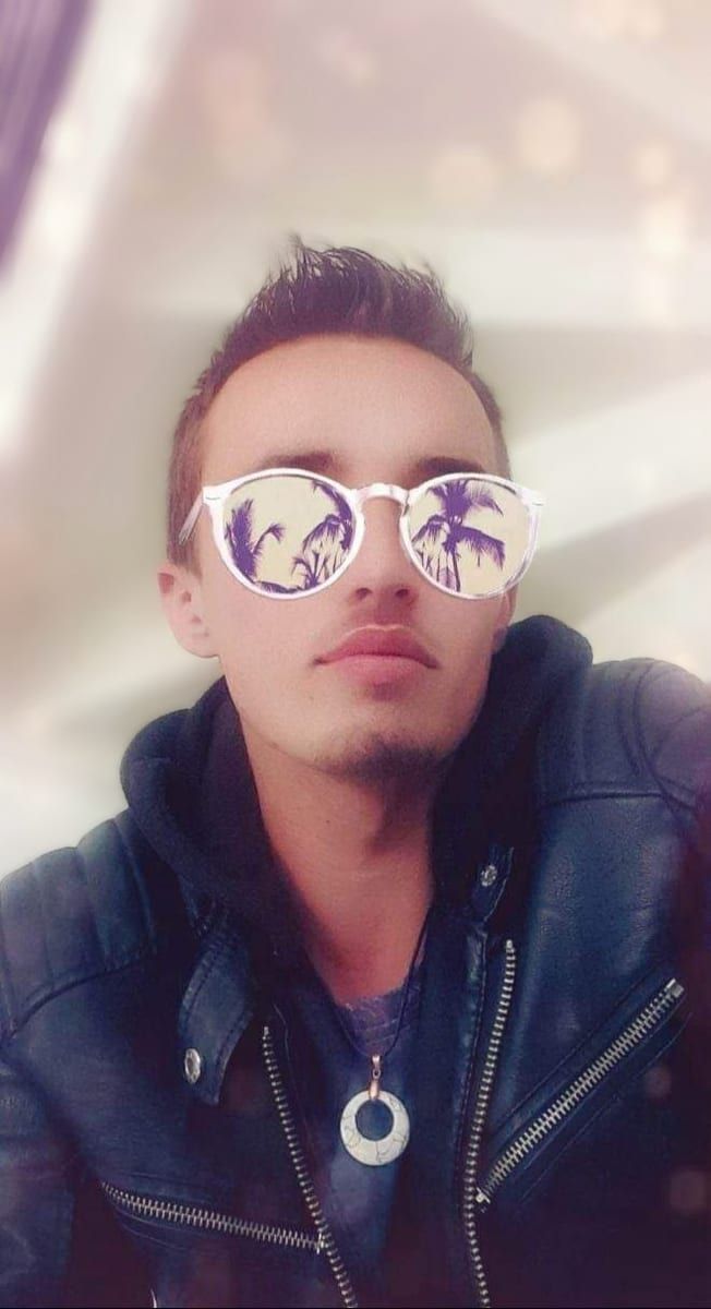 Profil de Demian, 27 ans, Cruising gay à Batiscan (Québec)