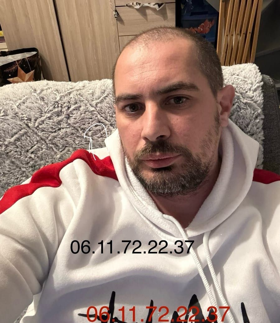 Profil de Elvio, 23 ans, Cruising gay à Saint-Lambert (Québec)