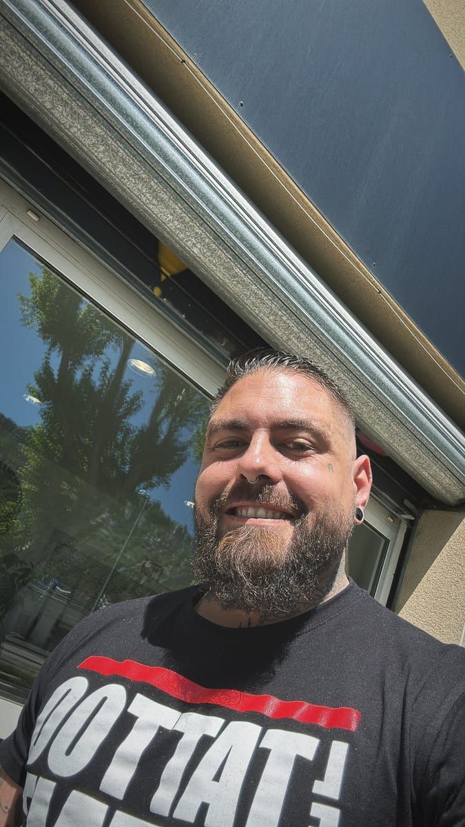 Profil de Dahmane, 44 ans, Cruising gay à Cap-Pelé (Nouveau-Brunswick)