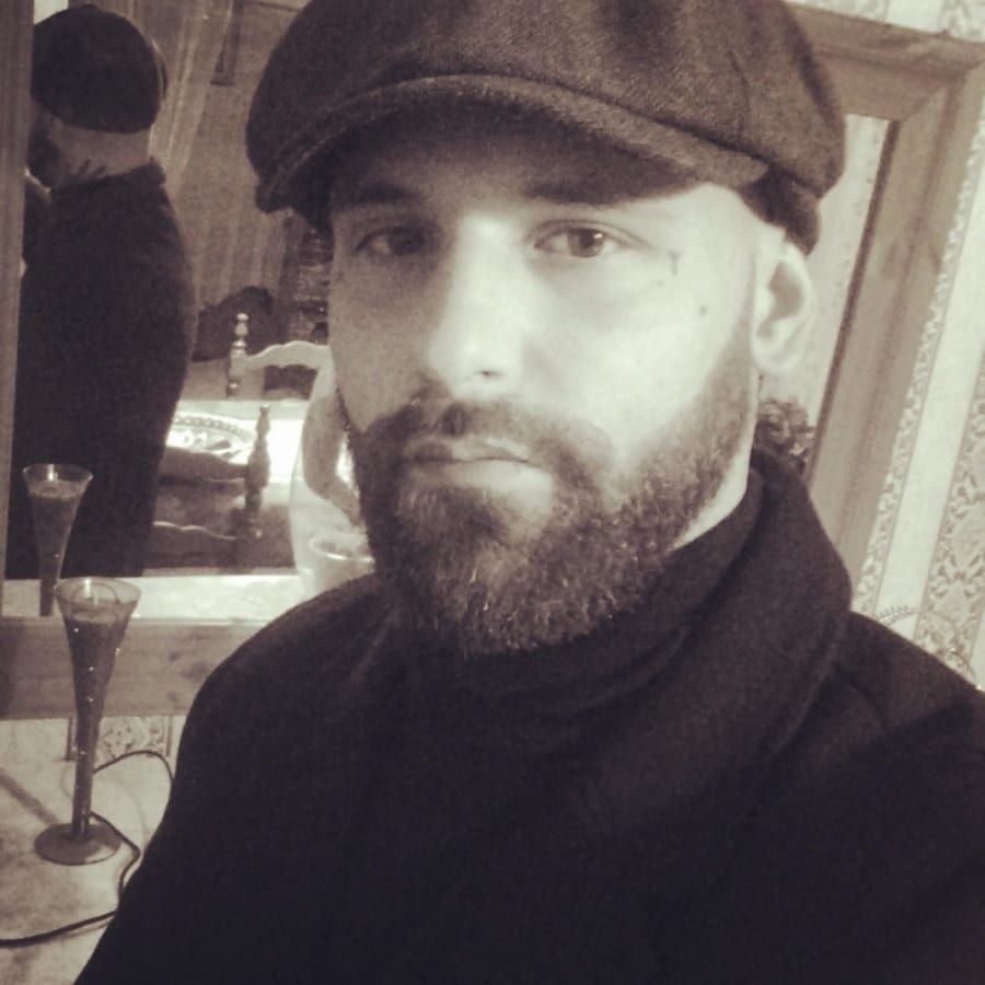 Profil de Hendry, 31 ans, Cruising gay à Saint-Sulpice (Québec)
