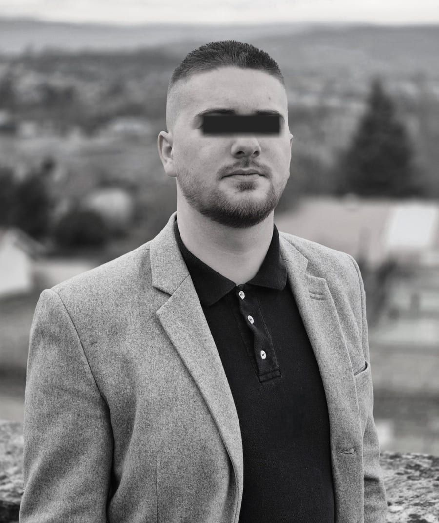 Profil de Bienvenu, 24 ans, Cruising gay à Lantier (Québec)