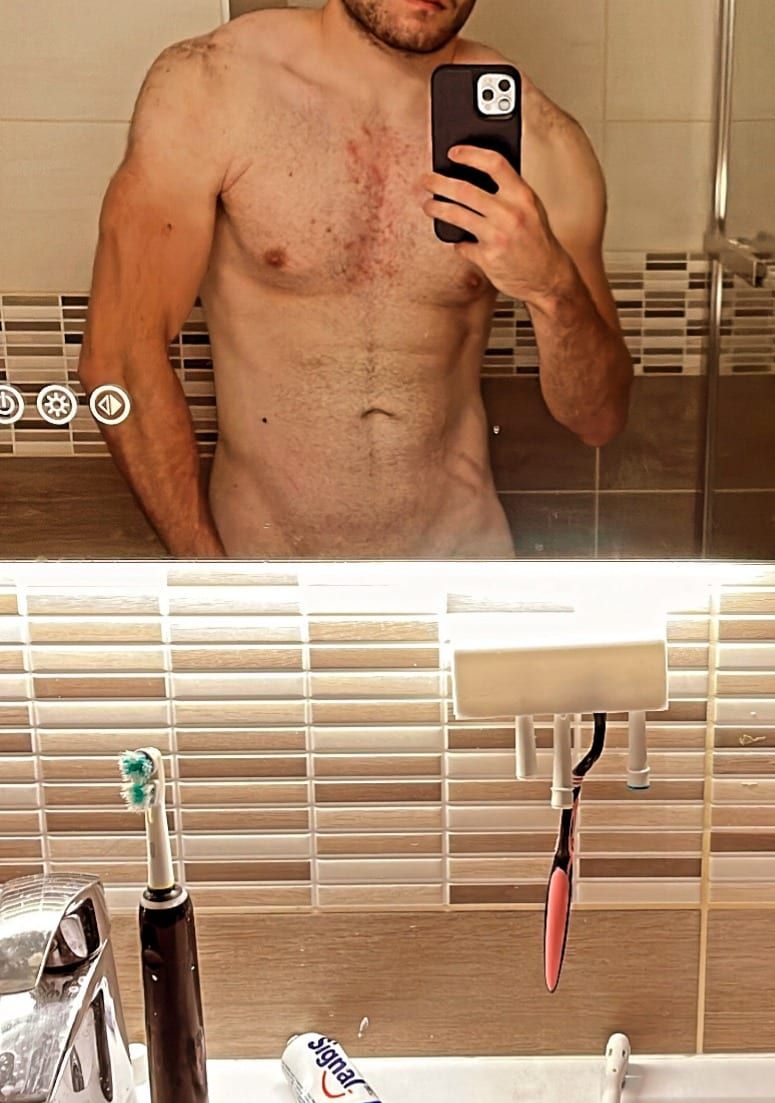 Profil de Boran, 29 ans, Cruising gay à West Nipissing (Ontario)
