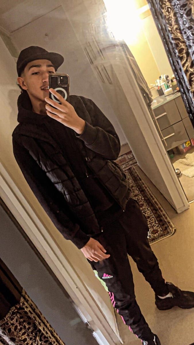 Profil de Leis, 41 ans, Cruising gay à Beaconsfield (Québec)