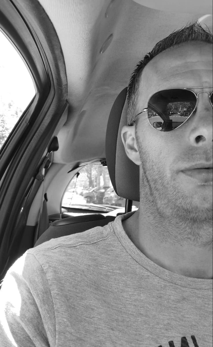 Profil de Bulut, 43 ans, Cruising gay à Saint-Benjamin (Québec)