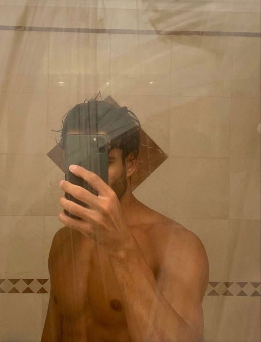 Profil de Ayyub, 41 ans, Cruising gay à Saint-Lambert (Québec)