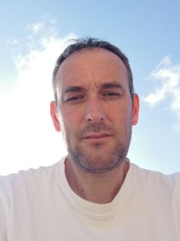 Profil de Natane, 32 ans, Cruising gay à Litchfield (Québec)