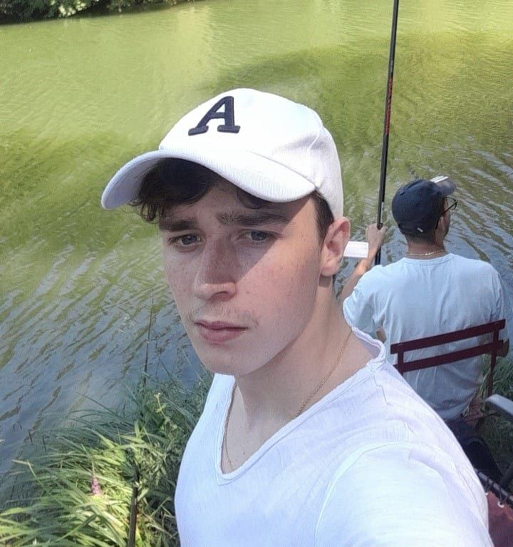 Profil de Eole, 33 ans, Cruising gay à Rock Forest (Québec)