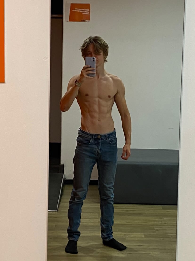 Profil de Mahi, 23 ans, Cruising gay à Val-David (Québec)
