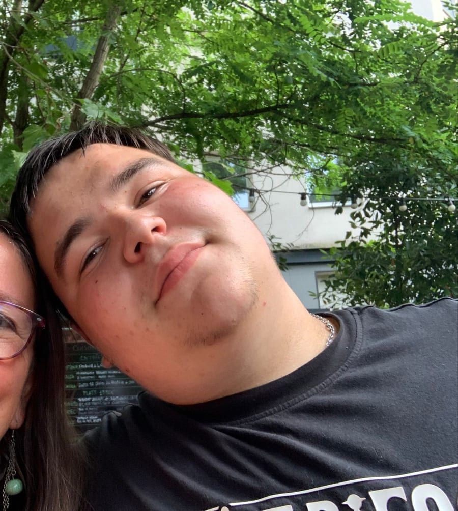 Profil de Ilyess, 36 ans, Cruising gay à Pointe-Fortune (Québec)