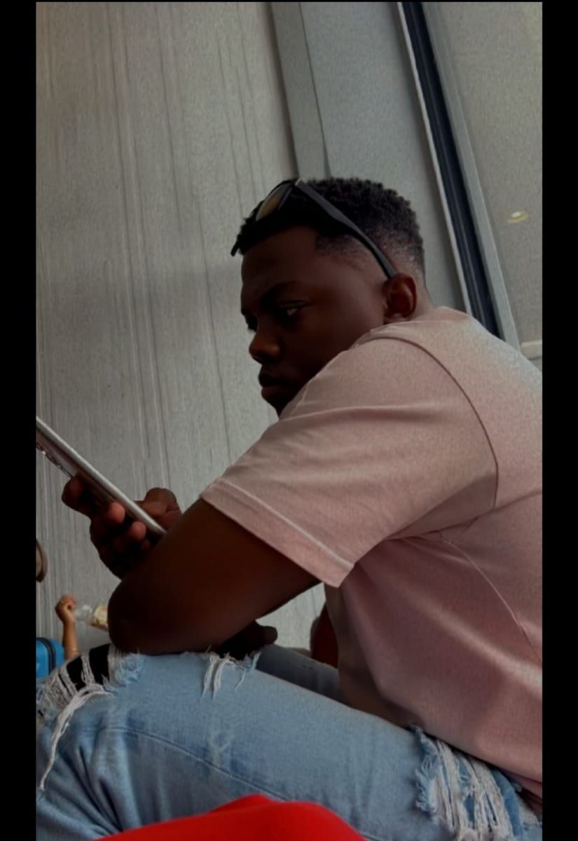 Profil de Aka, 31 ans, Cruising gay à Ormstown (Québec)