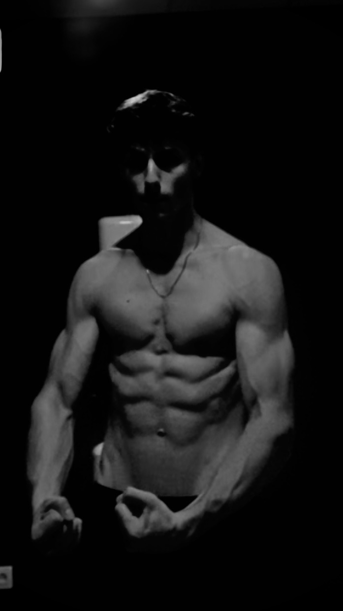 Profil de Yasir, 28 ans, Cruising gay à Sainte-Thérèse-de-la-Gatineau (Québec)