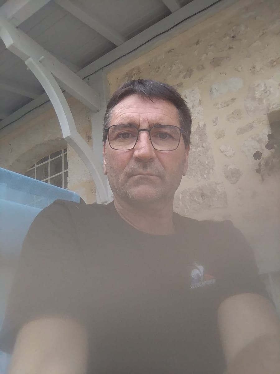 Profil de Pasquale, 28 ans, Cruising gay à Routhierville (Québec)
