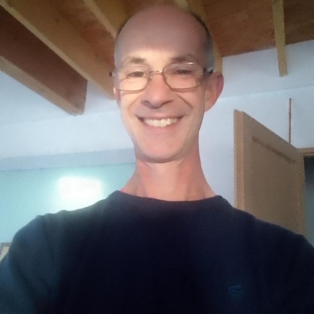 Profil de Charle, 27 ans, Cruising gay à Zenon Park (Saskatchewan)