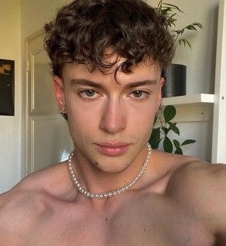 Profil de Ritchie, 27 ans, Cruising gay à Franklin (Québec)