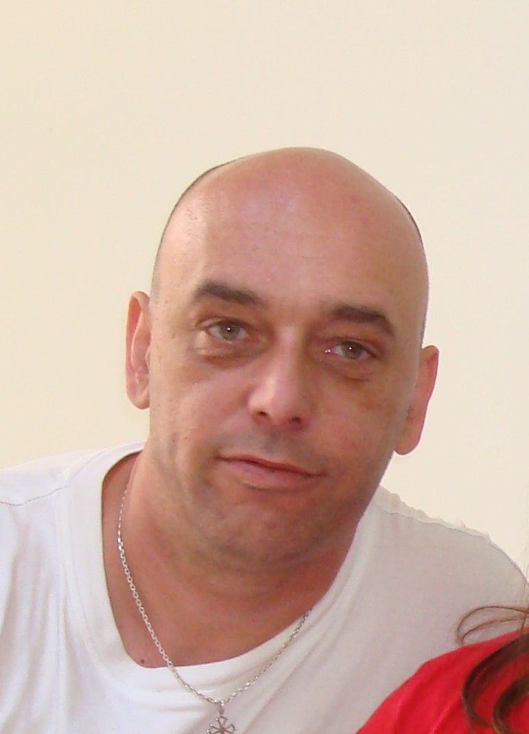 Profil de Mimoun, 40 ans, Cruising gay à Sainte-Lucie-des-Laurentides (Québec)