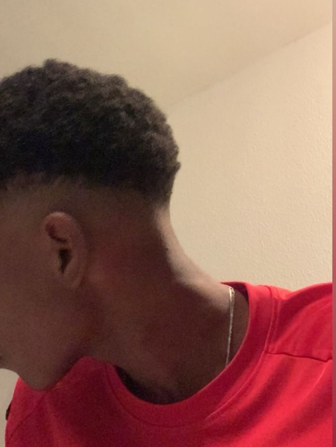 Profil de Yanik, 24 ans, Cruising gay à Berry (Québec)