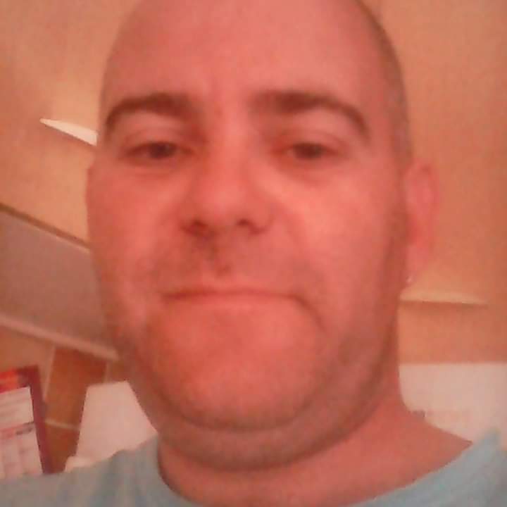 Profil de Owain, 30 ans, Cruising gay à Jonquière (Québec)