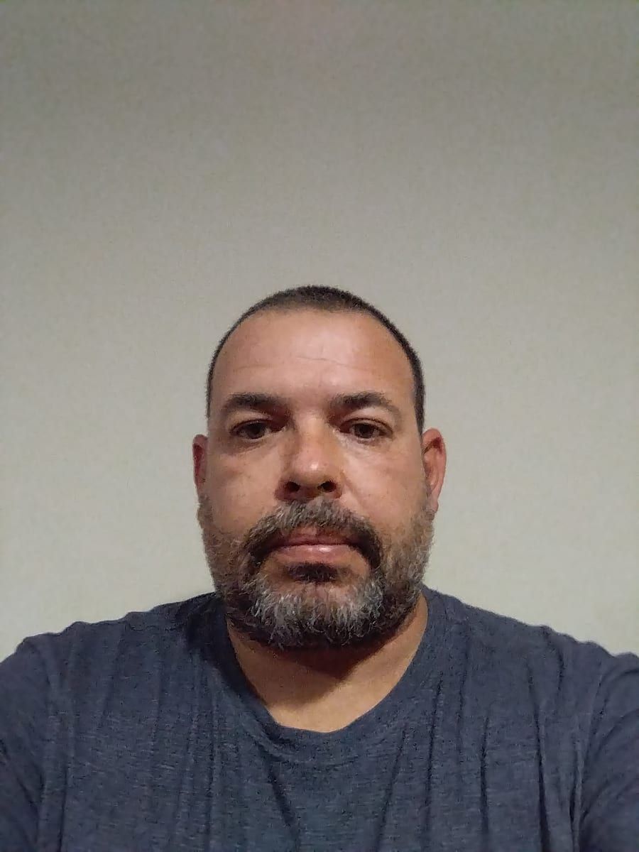 Profil de Imanol, 41 ans, Cruising gay à Tingwick (Québec)