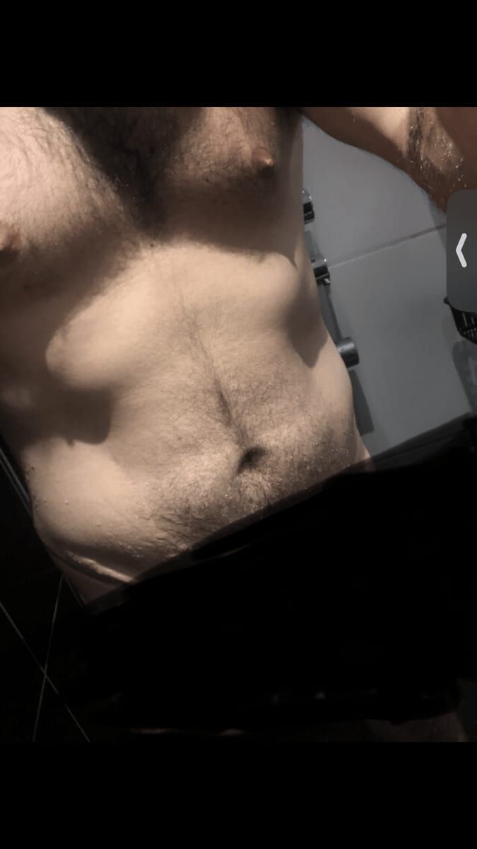 Profil de Alexi, 34 ans, Cruising gay à Shannon (Québec)