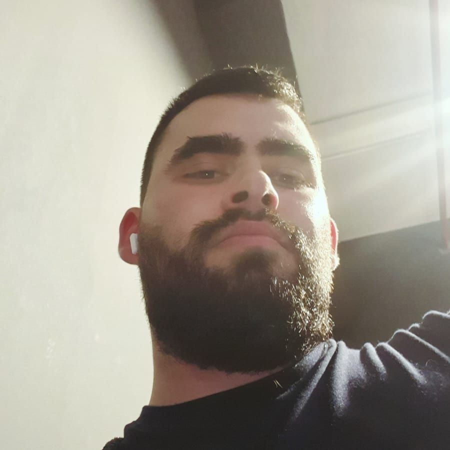Profil de Thaï, 30 ans, Cruising gay à Bouchette (Québec)