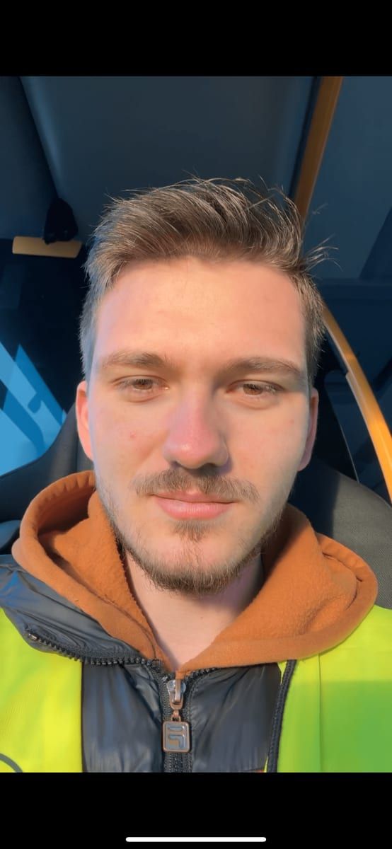 Profil de Ezeckiel, 25 ans, Cruising gay à Yamaska (Québec)