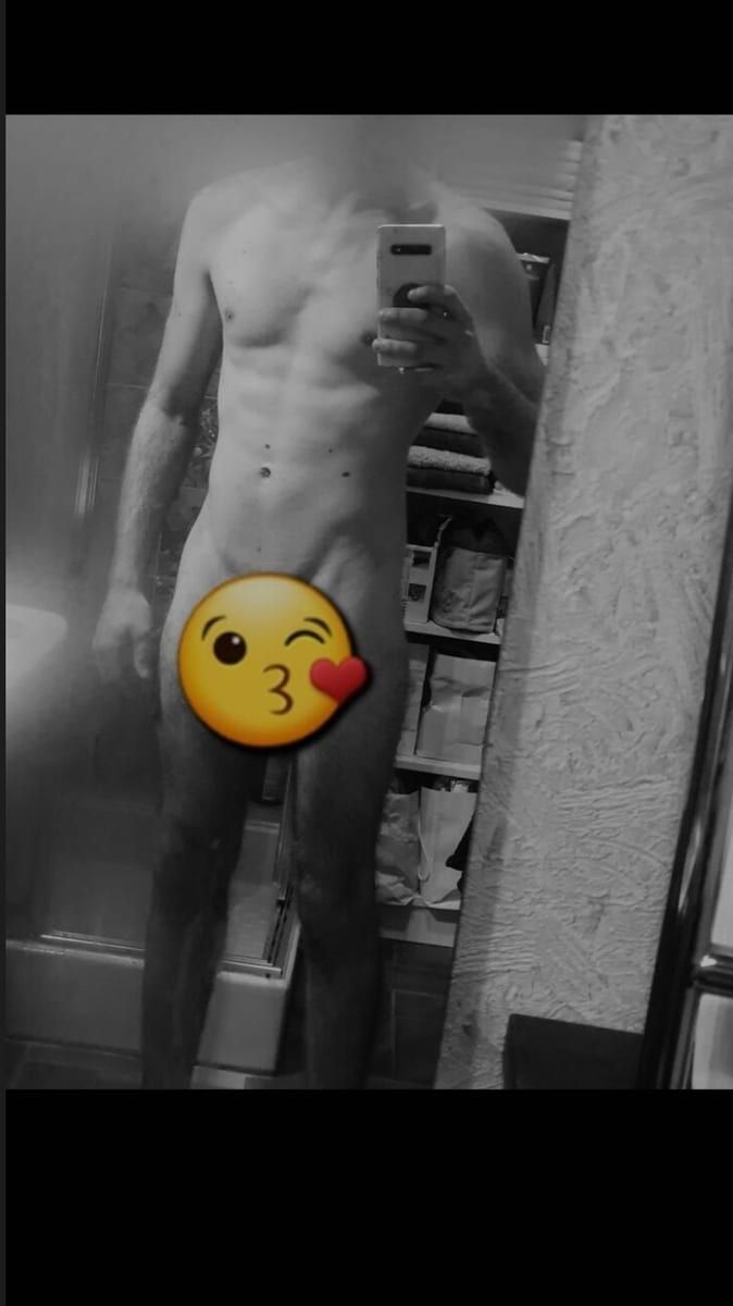 Profil de Loïck, 26 ans, Cruising gay à Cayamant (Québec)