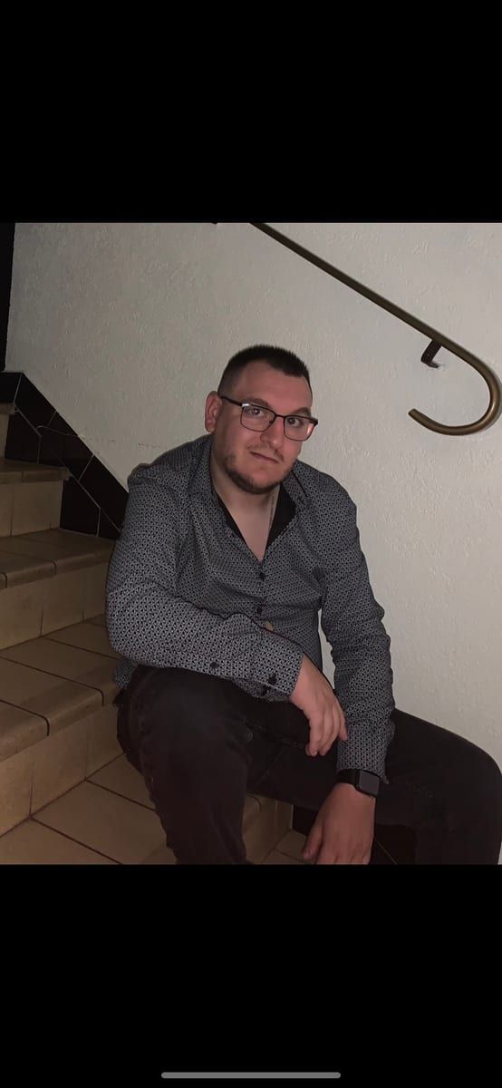 Profil de Marcellin, 26 ans, Cruising gay à Wemindji (Québec)