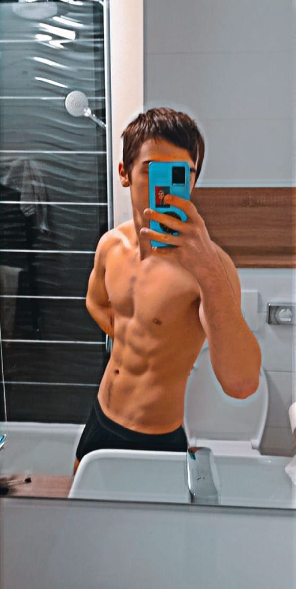 Profil de Nasser-eddine, 25 ans, Cruising gay à McLennan (Alberta)