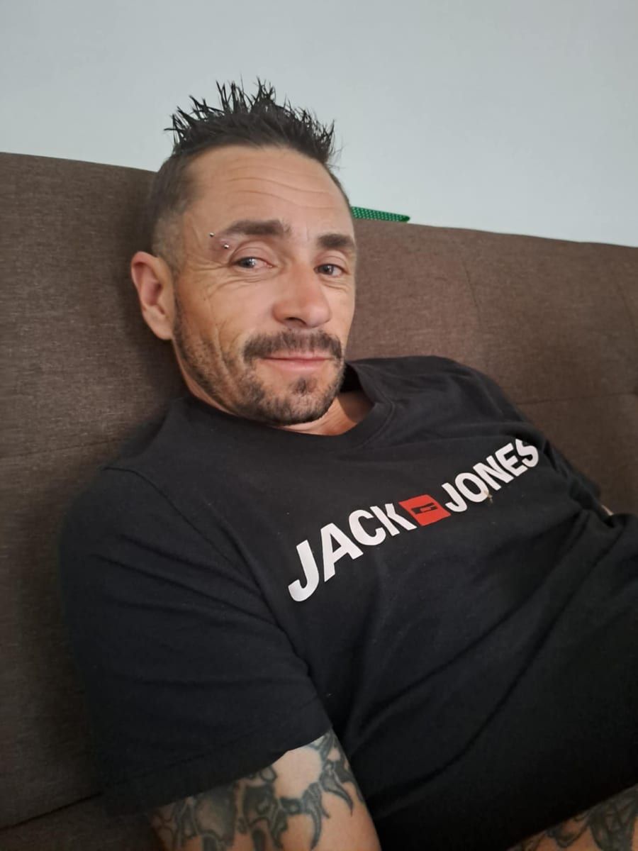 Profil de Moufid, 31 ans, Cruising gay à Roxton Falls (Québec)