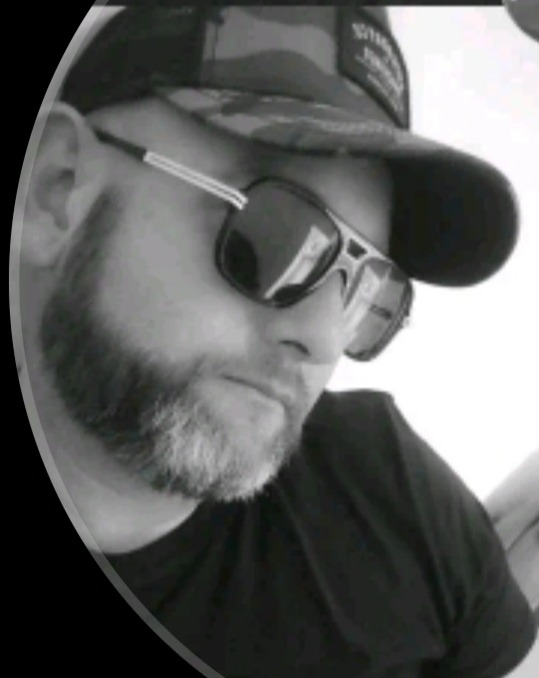 Profil de Saibou, 45 ans, Cruising gay à Saint-Lambert (Québec)
