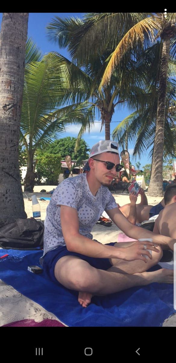 Profil de Noa, 39 ans, Cruising gay à Verchères (Québec)