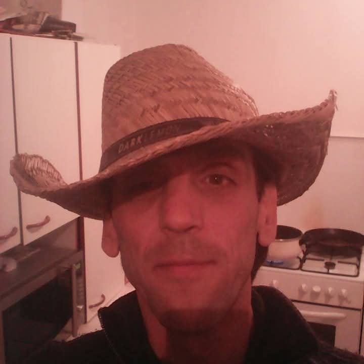Profil de Perig, 31 ans, Cruising gay à Tingwick (Québec)