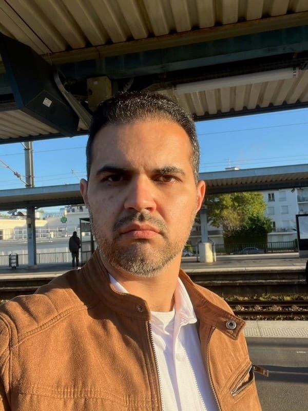 Profil de Mikel, 36 ans, Cruising gay à Ste. Rose (Manitoba)