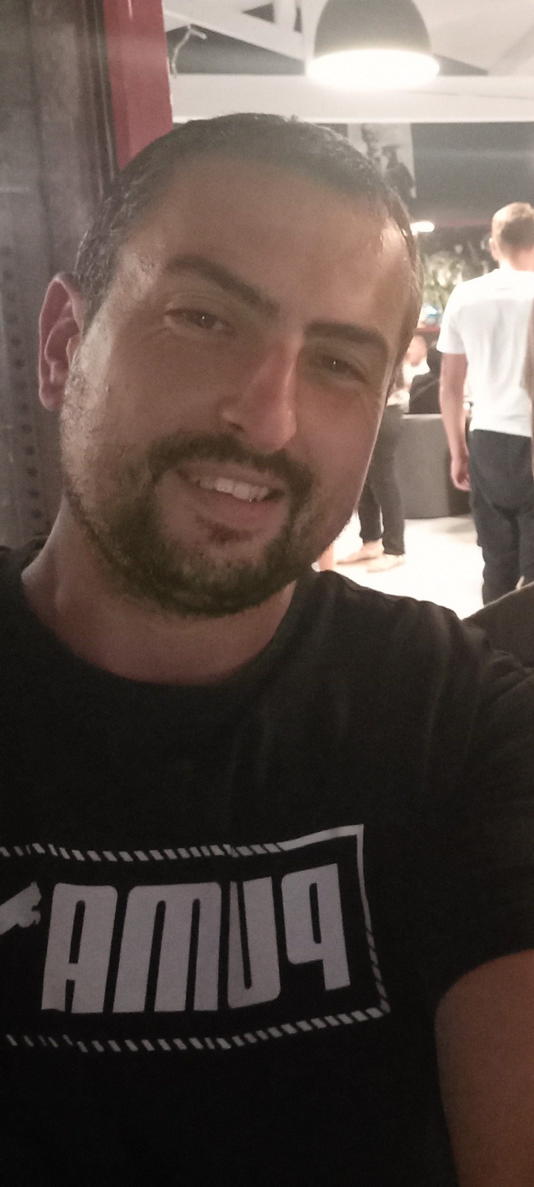 Profil de Georges-henry, 33 ans, Cruising gay à Amqui (Québec)