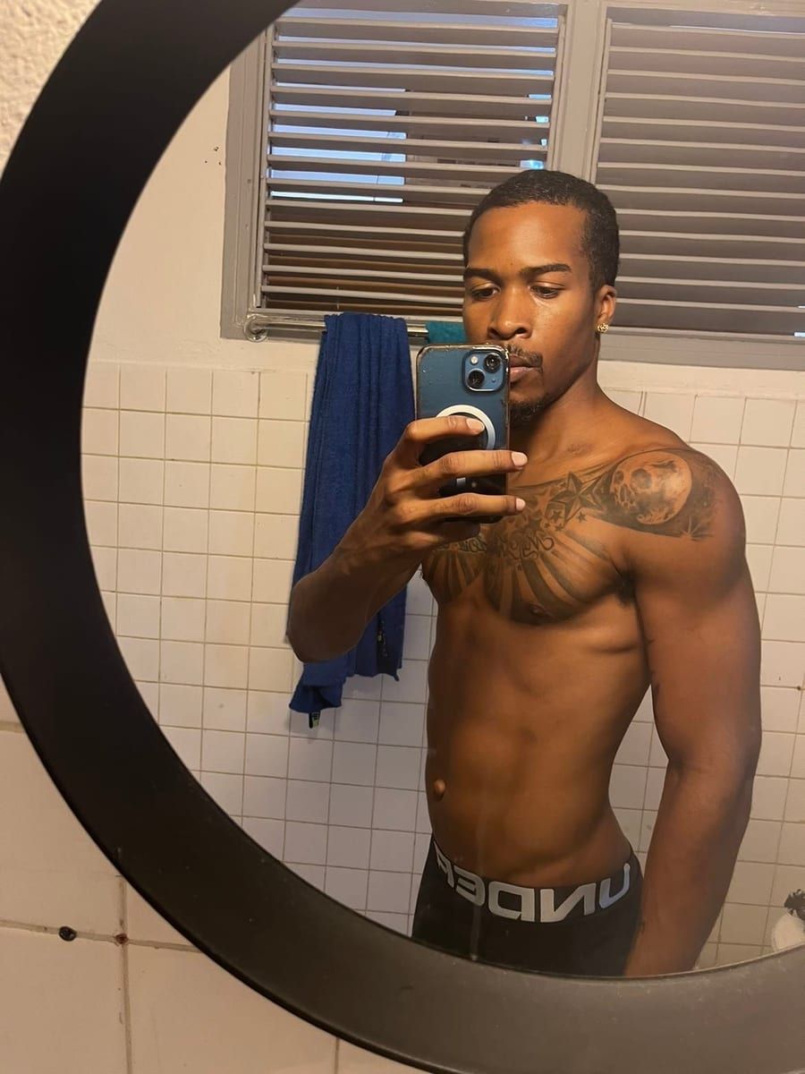 Profil de Darys, 28 ans, Cruising gay à Saint-Germain (Québec)