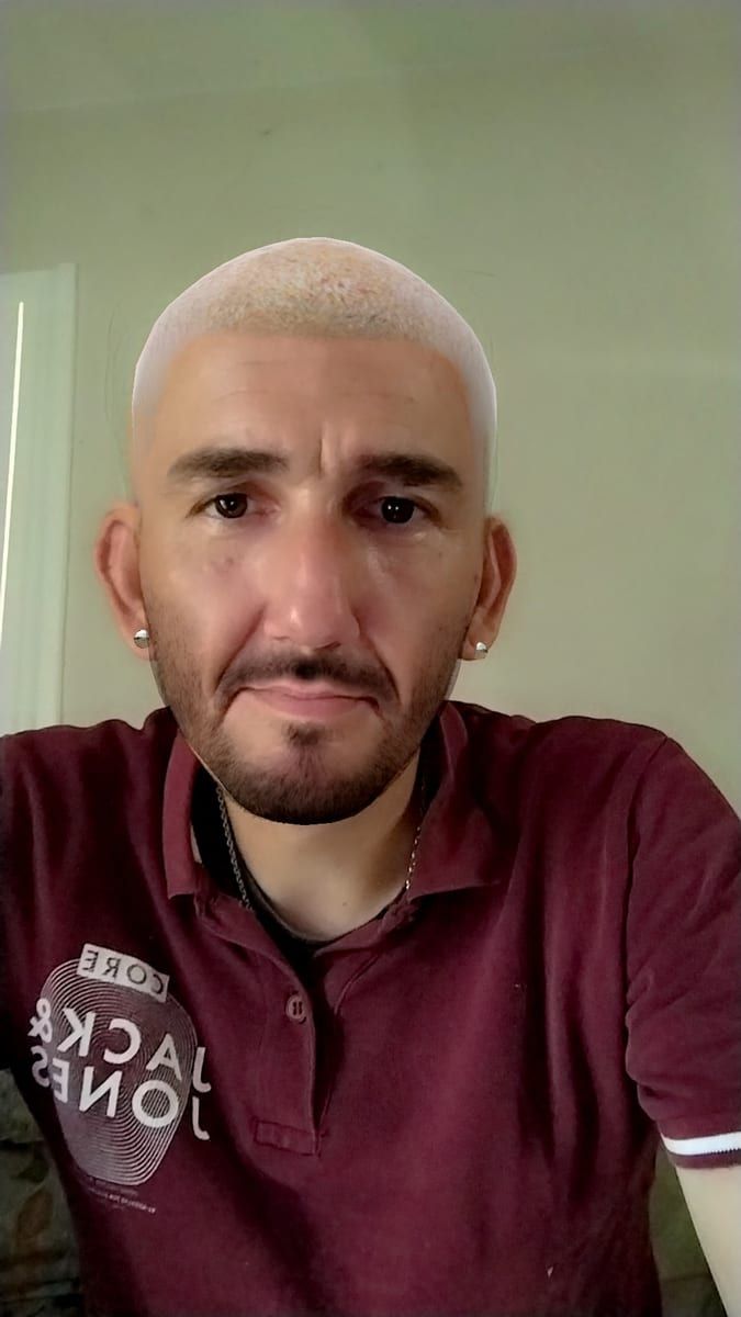 Profil de Ambroise, 43 ans, Cruising gay à Messines (Québec)