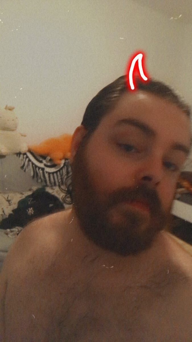Profil de Warenn, 22 ans, Cruising gay à Saint-Edmond-les-Plaines (Québec)