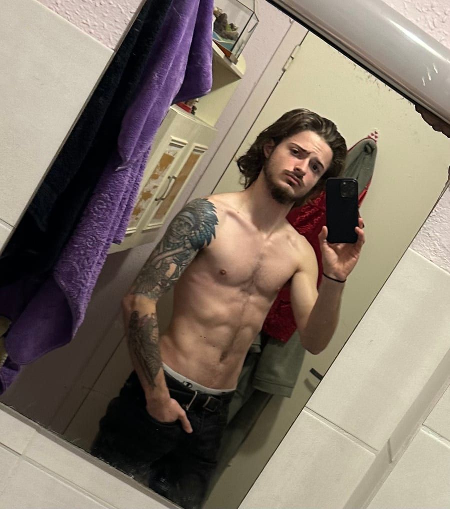 Profil de Reuben, 37 ans, Cruising gay à Yamaska (Québec)